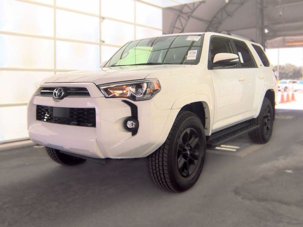 2024 Toyota 4Runner SR5 Premium — photo 1 of 5