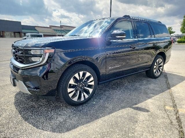 2025 Ford Expedition Platinum — photo 1 of 12