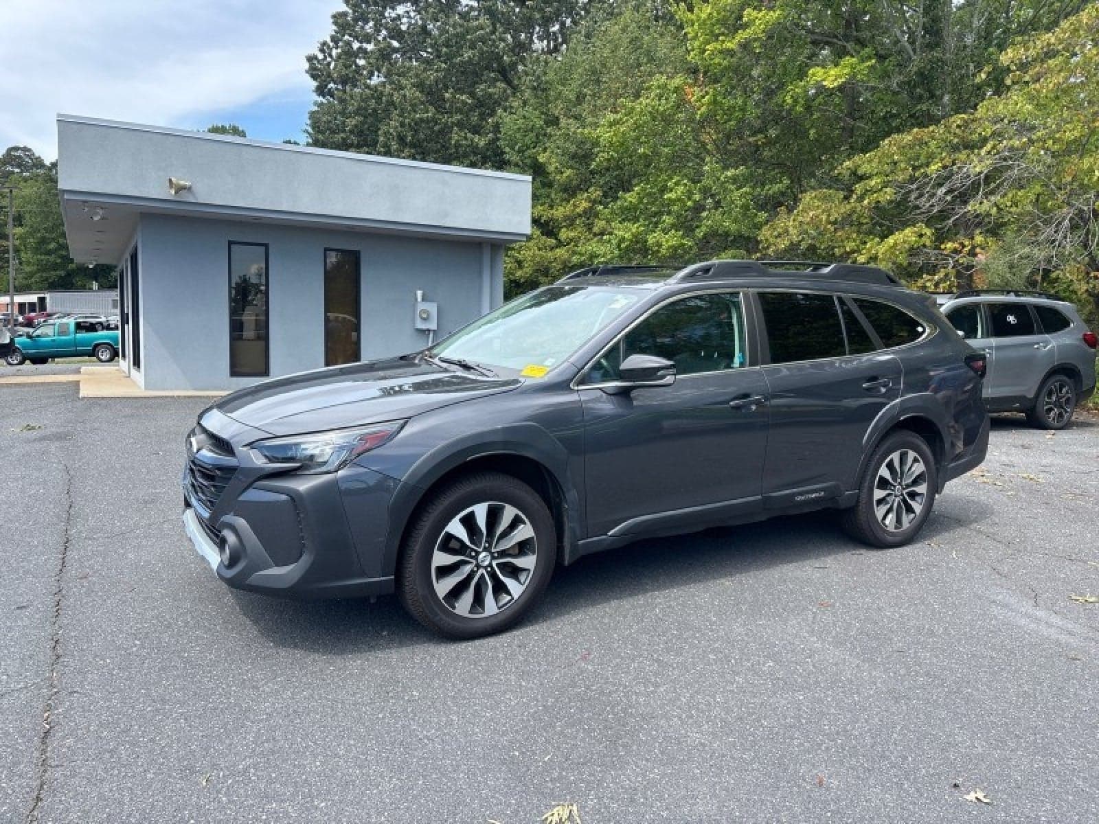 2024 Subaru Outback Limited — photo 1 of 22