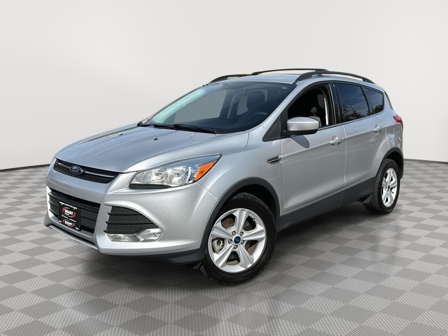 2016 Ford Escape SE — photo 1 of 27