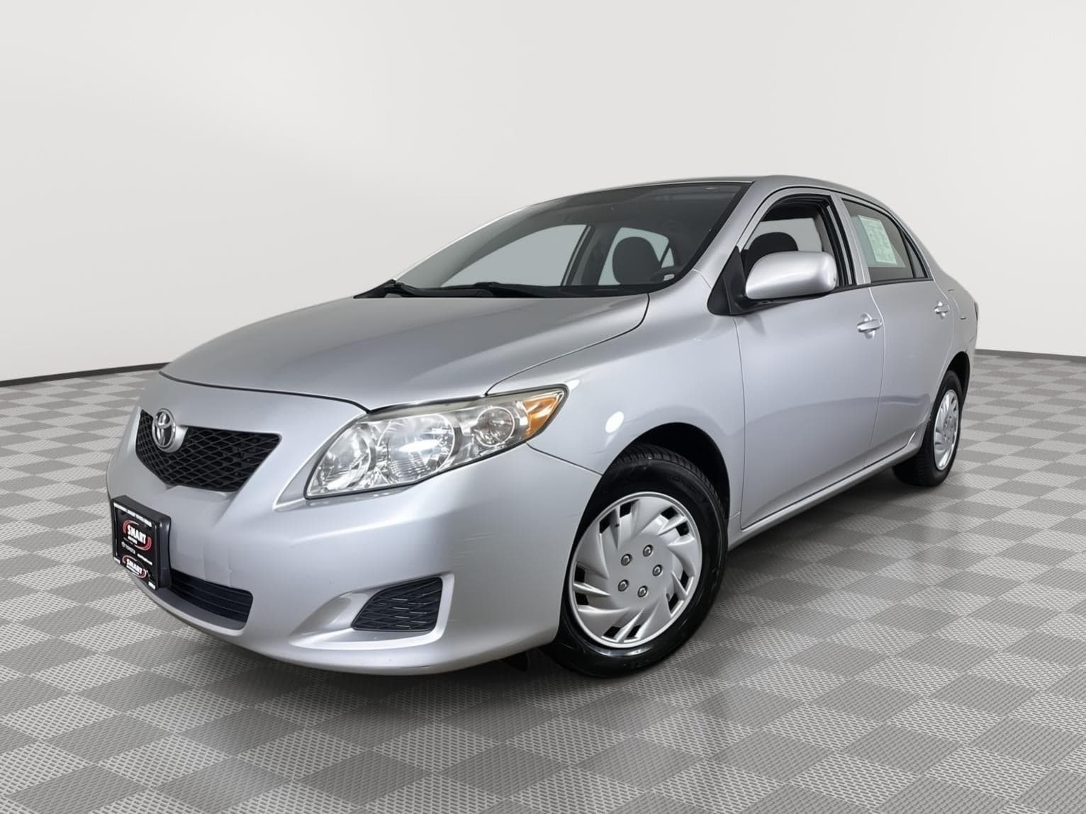 2010 Toyota Corolla LE — photo 1 of 5