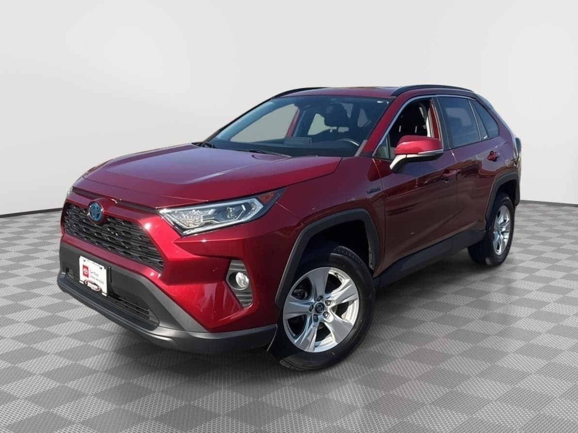 2020 Toyota RAV4 Hybrid XLE — photo 1 of 5