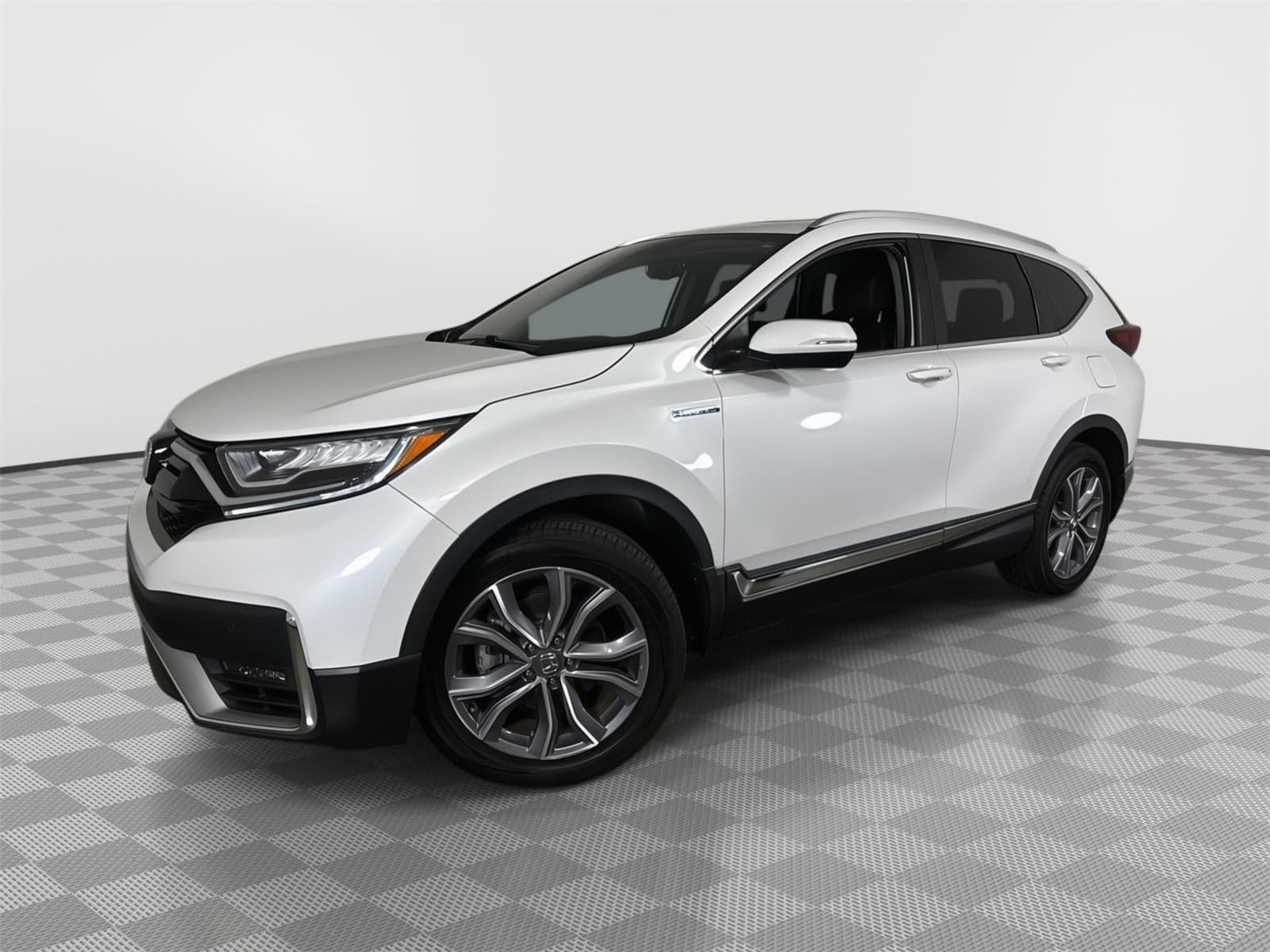 2022 Honda CR-V Hybrid Touring — photo 1 of 5