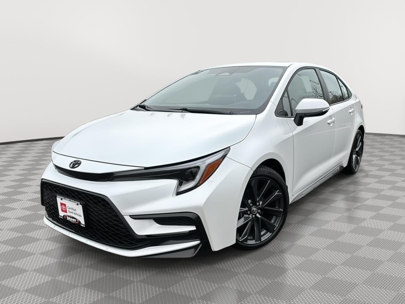 2025 Toyota Corolla SE — photo 1 of 5