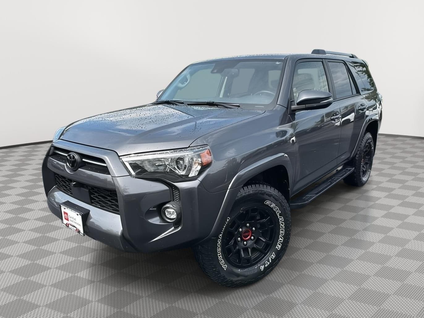 2023 Toyota 4Runner SR5 Premium — photo 1 of 34