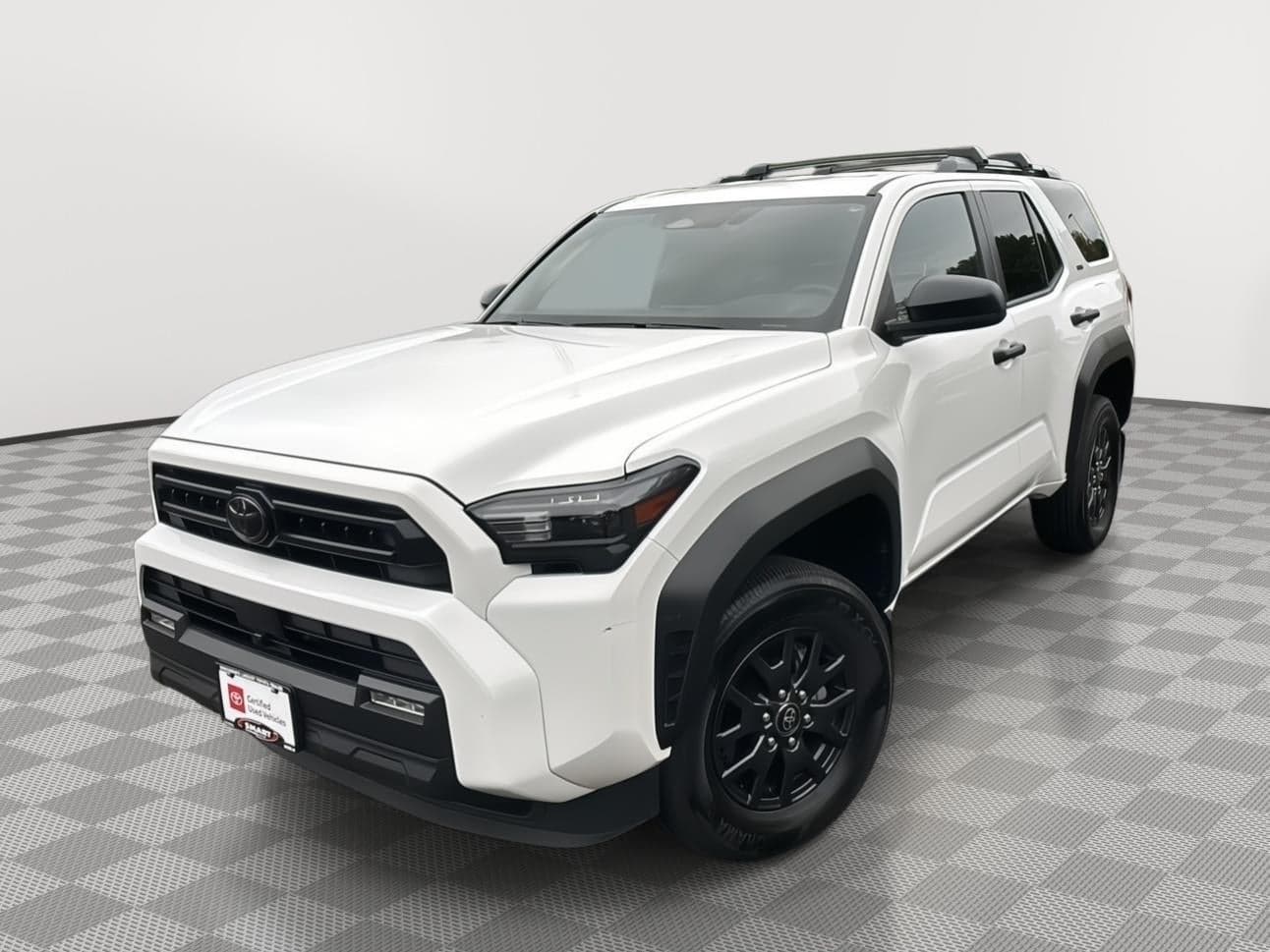 2025 Toyota 4Runner SR5 — photo 1 of 36