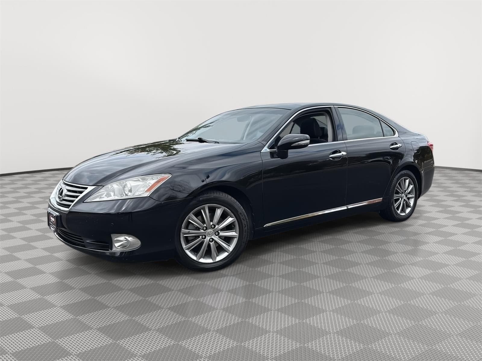 2010 Lexus ES 350 Base — photo 1 of 5