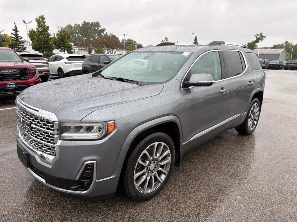 2021 GMC Acadia Denali — photo 1 of 44