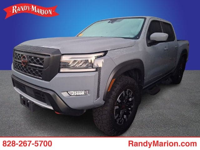2023 Nissan Frontier PRO-4X — photo 1 of 30
