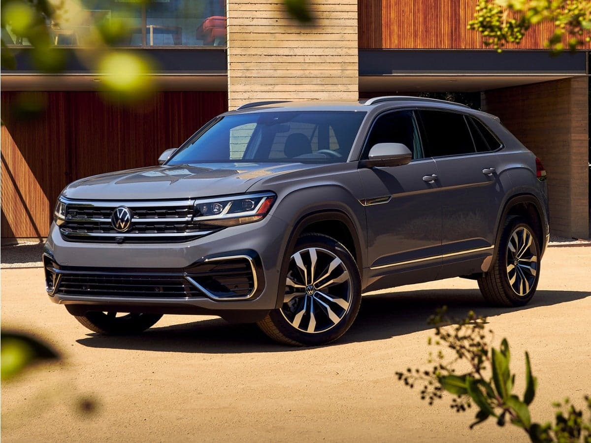 2022 Volkswagen Atlas Cross Sport 2.0T SEL R-Line — photo 1 of 5