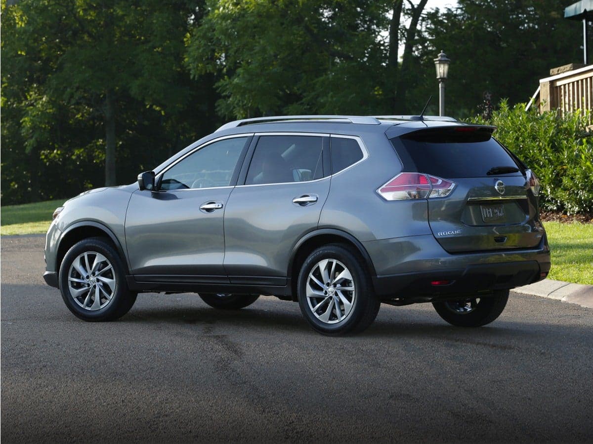2015 Nissan Rogue SL — photo 1 of 5