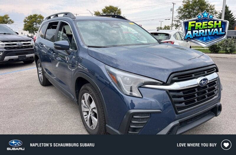 2023 Subaru Ascent Premium — photo 1 of 5