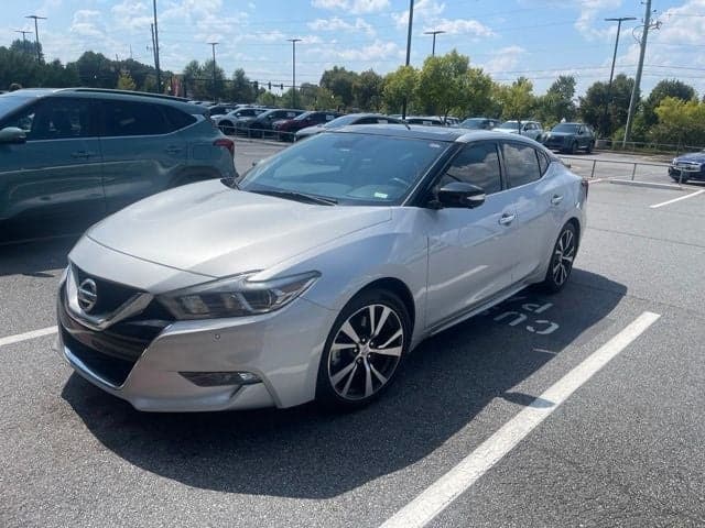 2017 Nissan Maxima Platinum — photo 1 of 5
