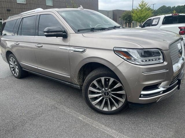2020 Lincoln Navigator L Reserve — photo 1 of 5