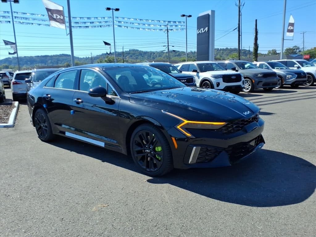 2027 Kia K5 GT — photo 1 of 28