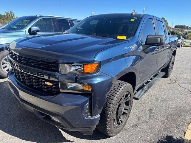 2022 Chevrolet Silverado 1500 LTD Custom — photo 1 of 5