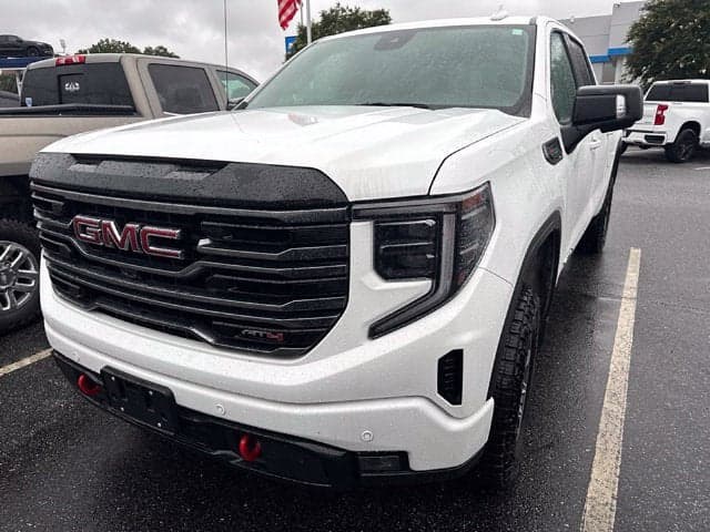 2025 GMC Sierra 1500 AT4 — photo 1 of 10