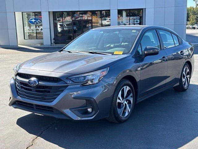 2025 Subaru Legacy Premium — photo 1 of 5