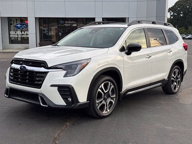 2024 Subaru Ascent Touring — photo 1 of 5