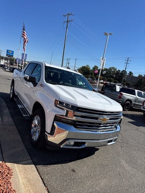 2019 Chevrolet Silverado 1500 LTZ — photo 1 of 5