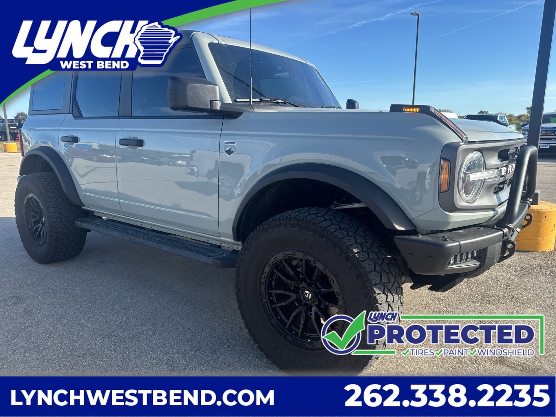 2022 Ford Bronco Base — photo 1 of 5