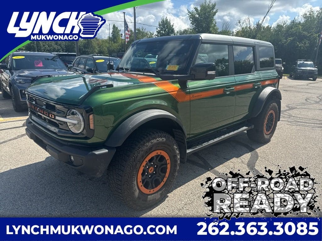 2023 Ford Bronco Outer Banks — photo 1 of 40