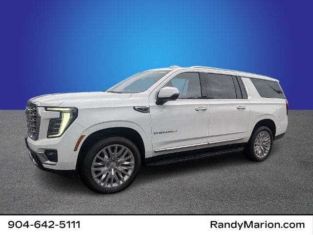 2025 GMC Yukon XL Denali — photo 1 of 5