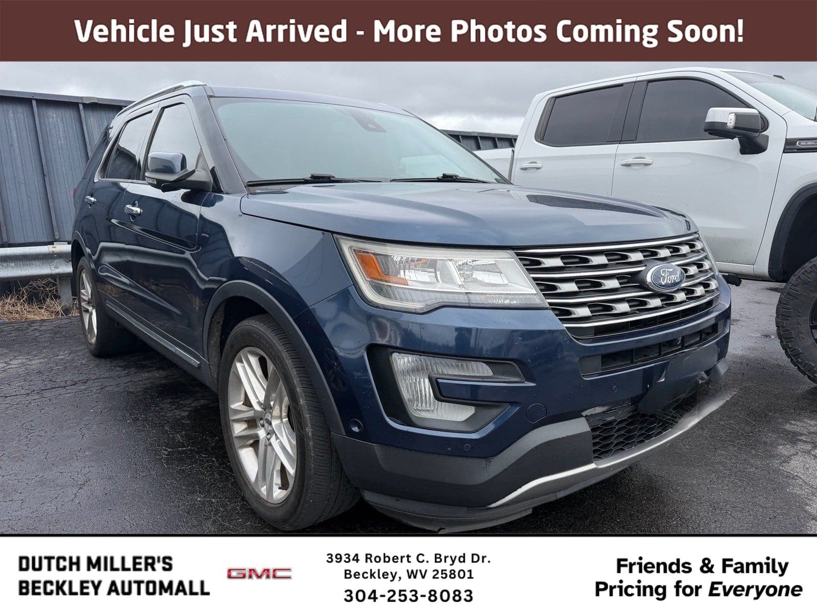 2017 Ford Explorer Limited — photo 1 of 9