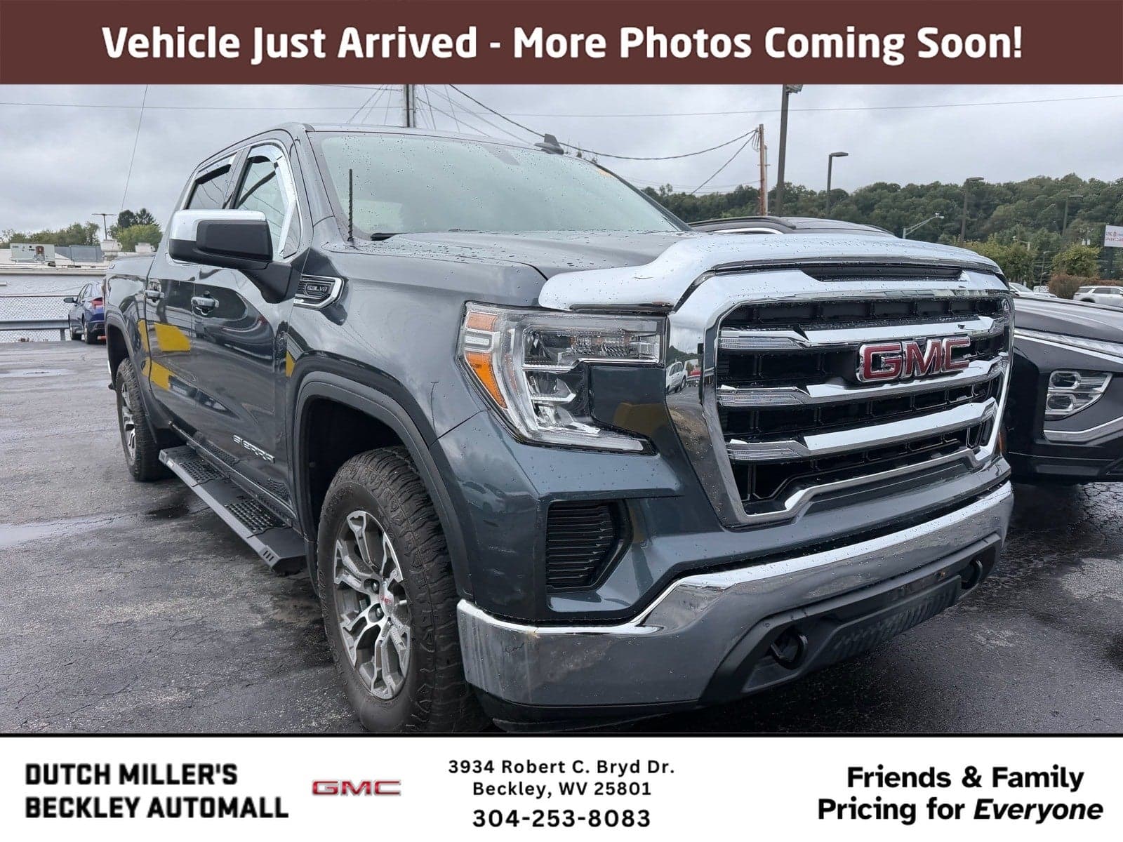 2021 GMC Sierra 1500 SLE — photo 1 of 5
