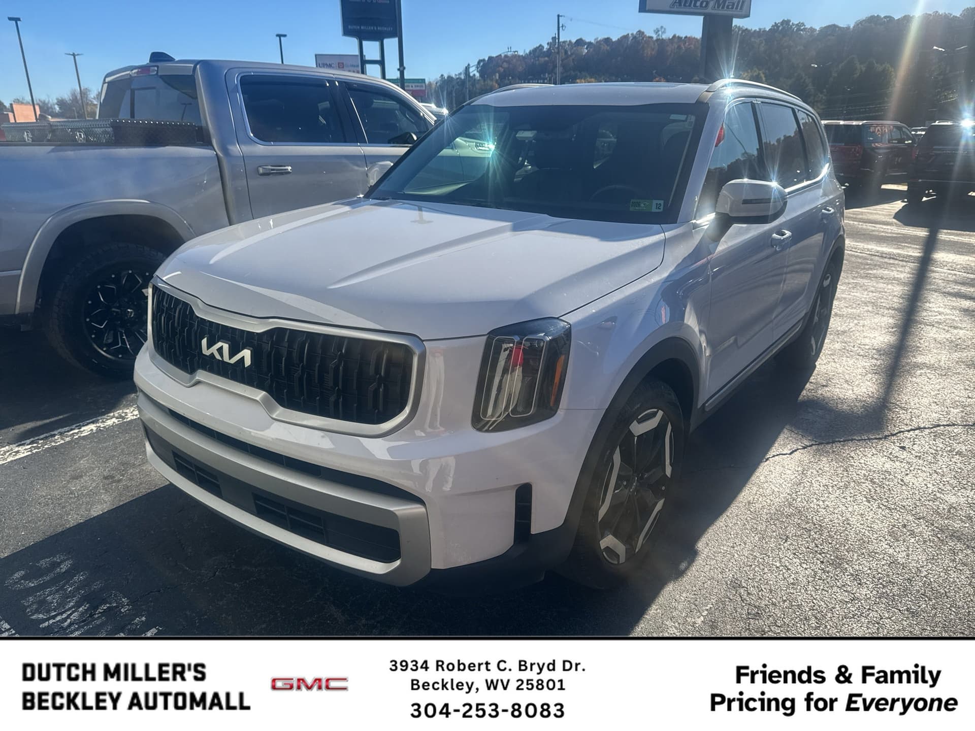 2025 Kia Telluride EX — photo 1 of 5