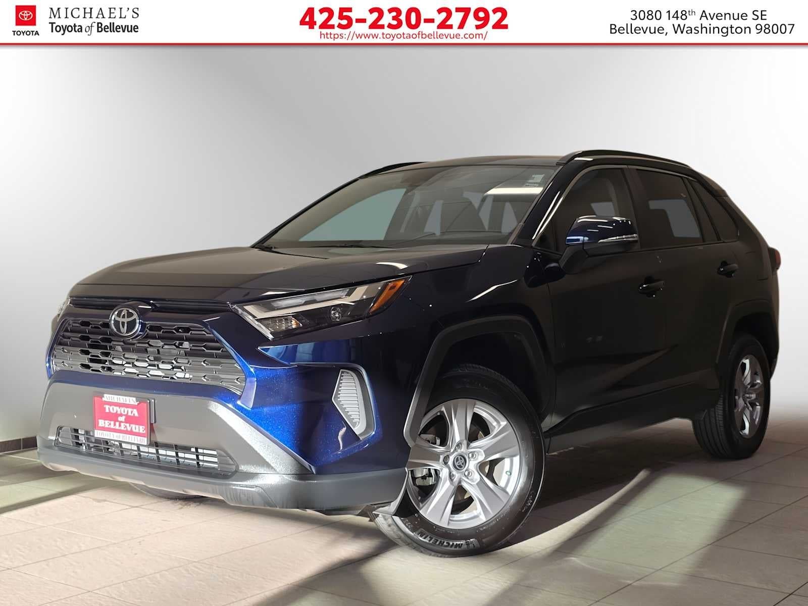2025 Toyota RAV4 XLE — photo 1 of 11