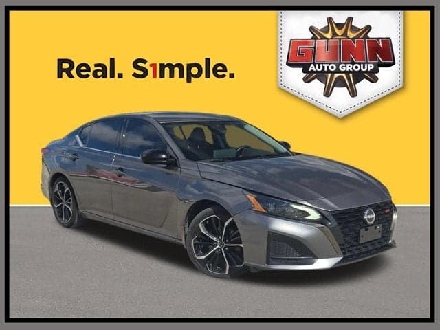2023 Nissan Altima 2.5 SR — photo 1 of 42