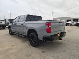 Extra Photo