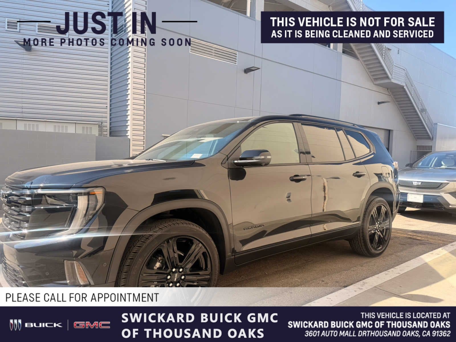 2026 GMC Acadia FWD Elevation — photo 1 of 5