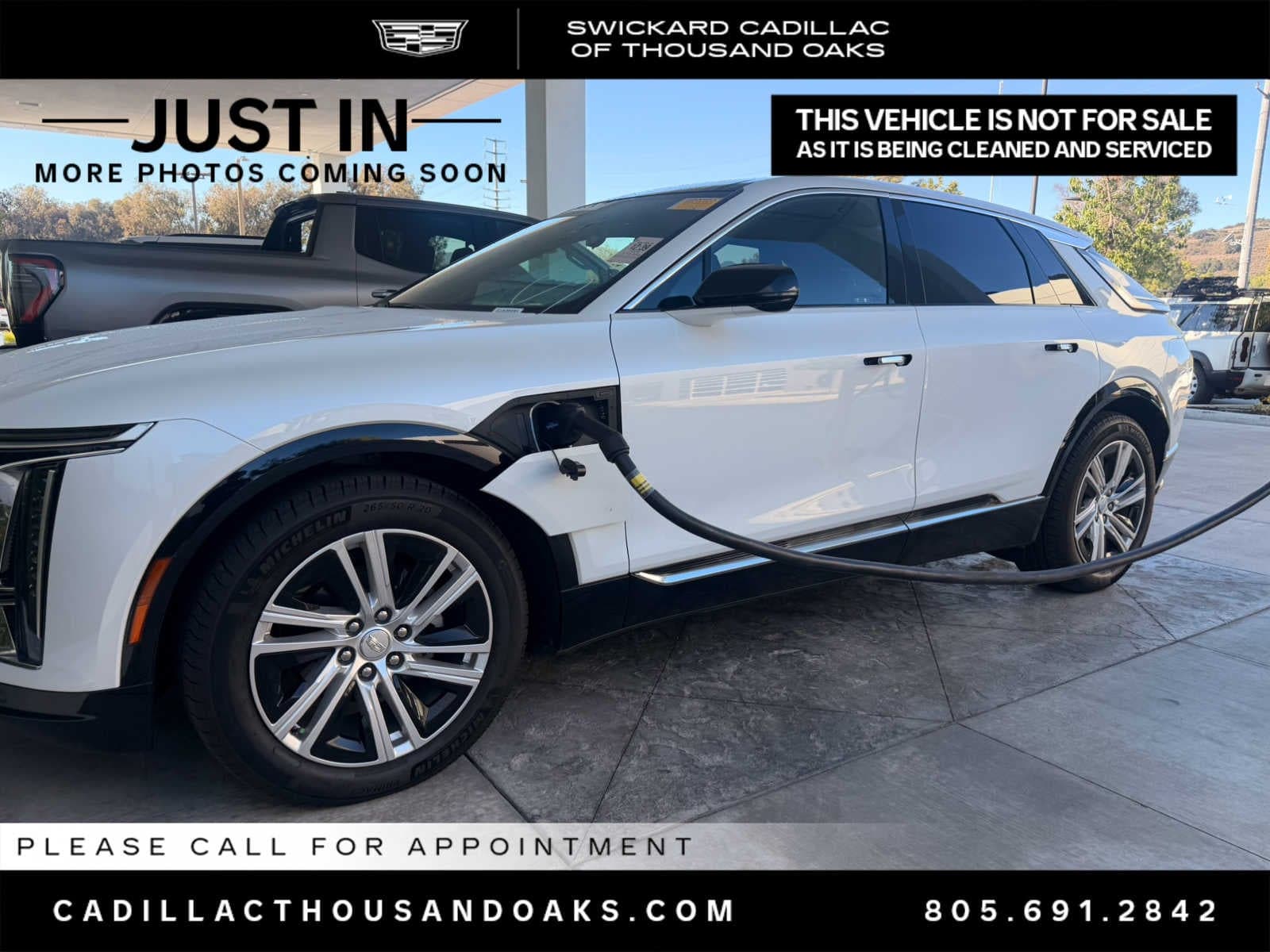 2024 Cadillac LYRIQ Tech — photo 1 of 5