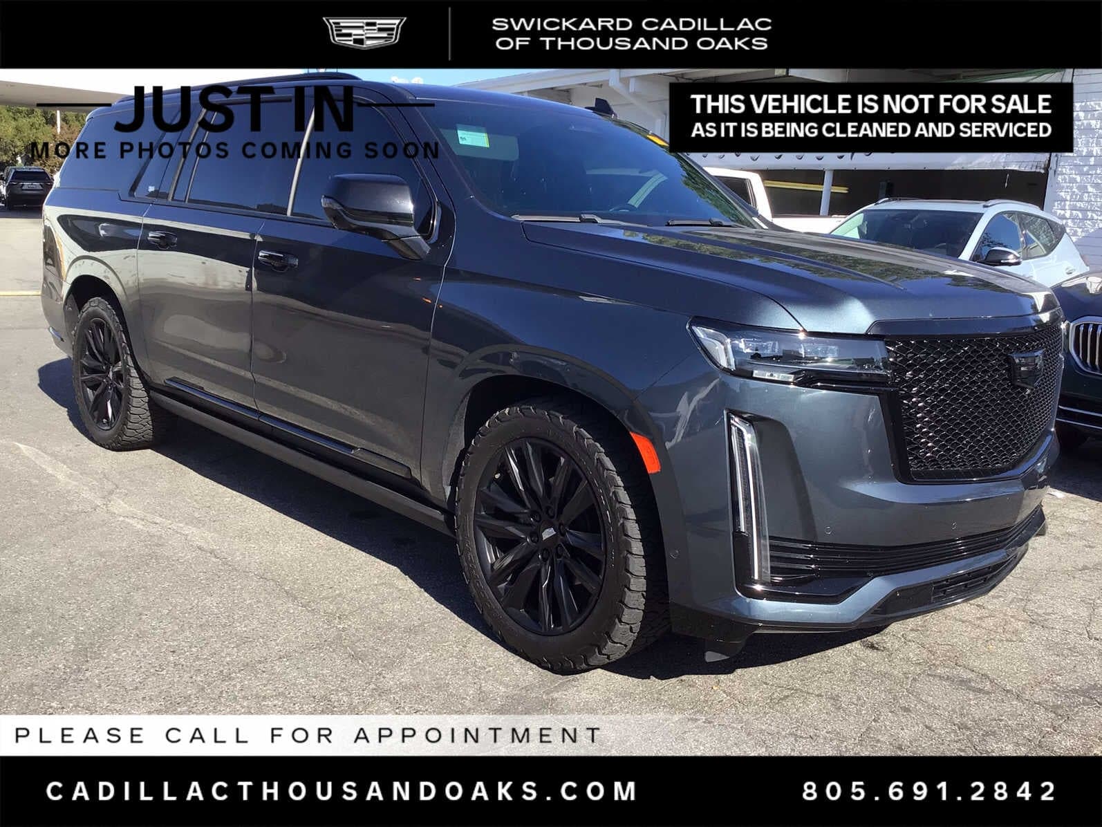 2021 Cadillac Escalade ESV Sport Platinum — photo 1 of 7