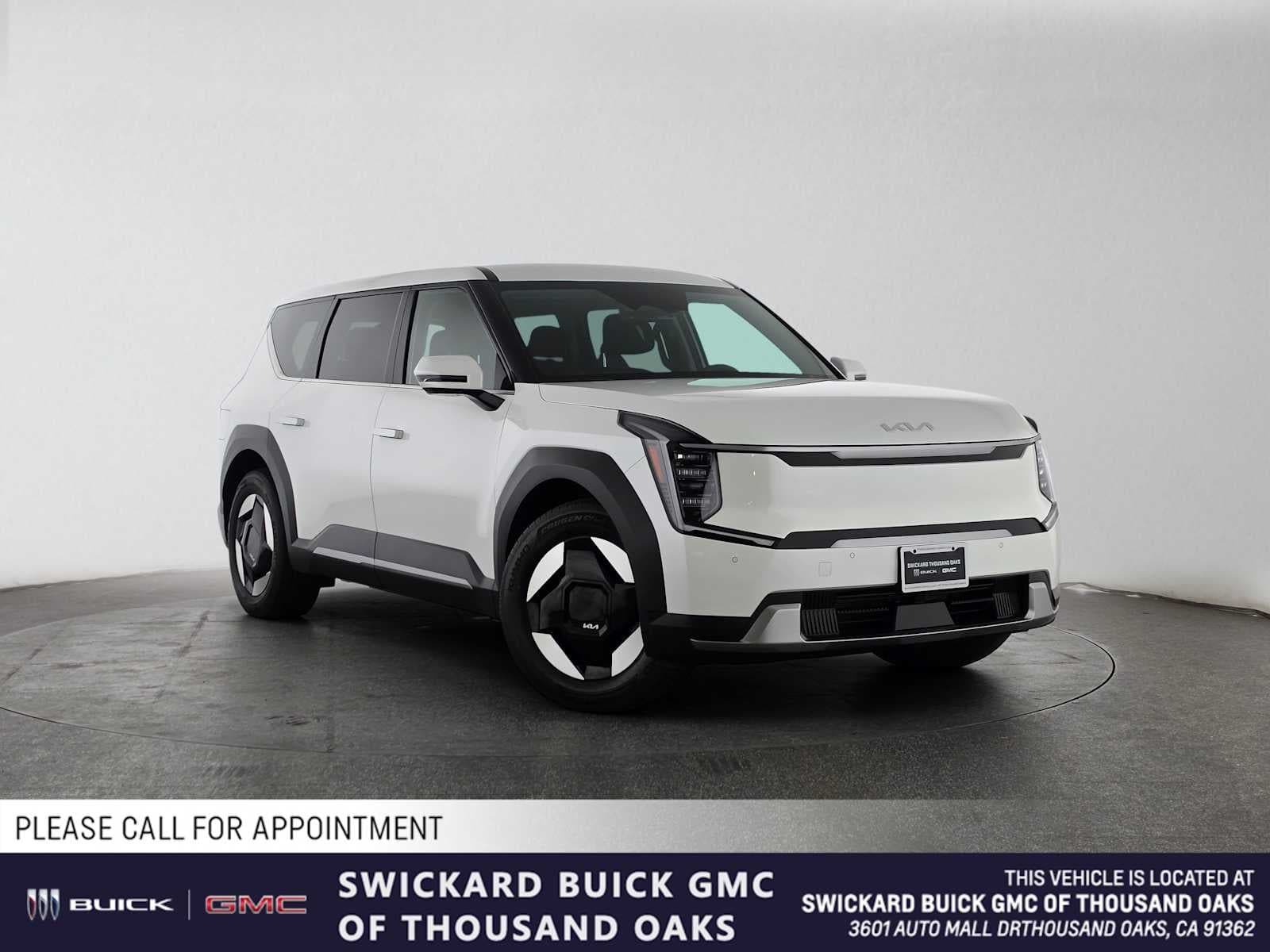 2024 Kia EV9 Light Long Range — photo 1 of 7