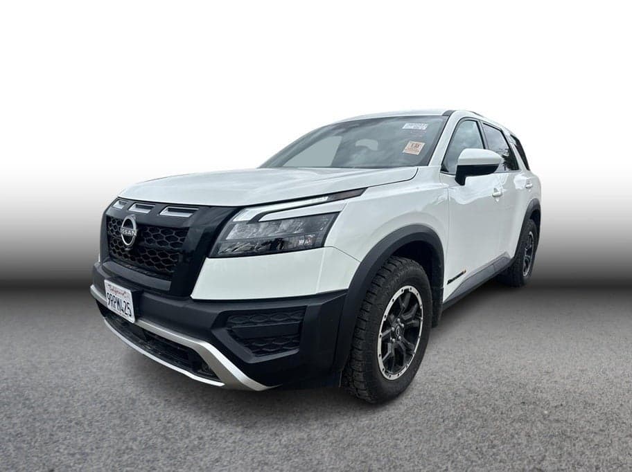 2025 Nissan Pathfinder Rock Creek — photo 1 of 34