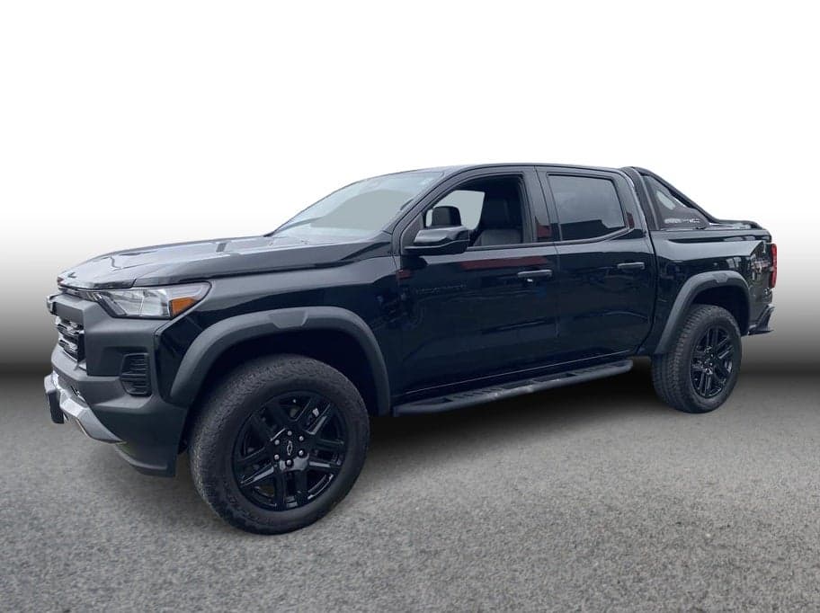 2025 Chevrolet Colorado Base — photo 1 of 29