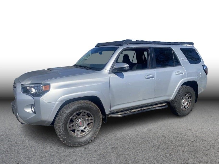 2020 Toyota 4Runner Base — photo 1 of 5