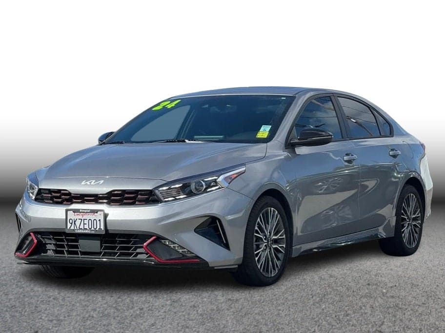 2024 Kia Forte Base — photo 1 of 5