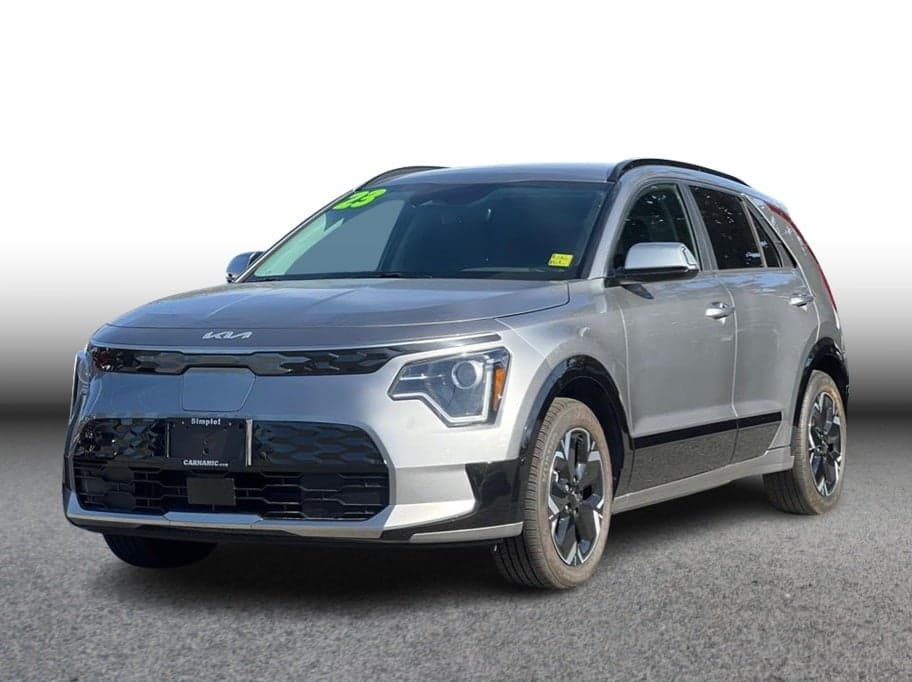 2023 Kia Niro EV Base — photo 1 of 5