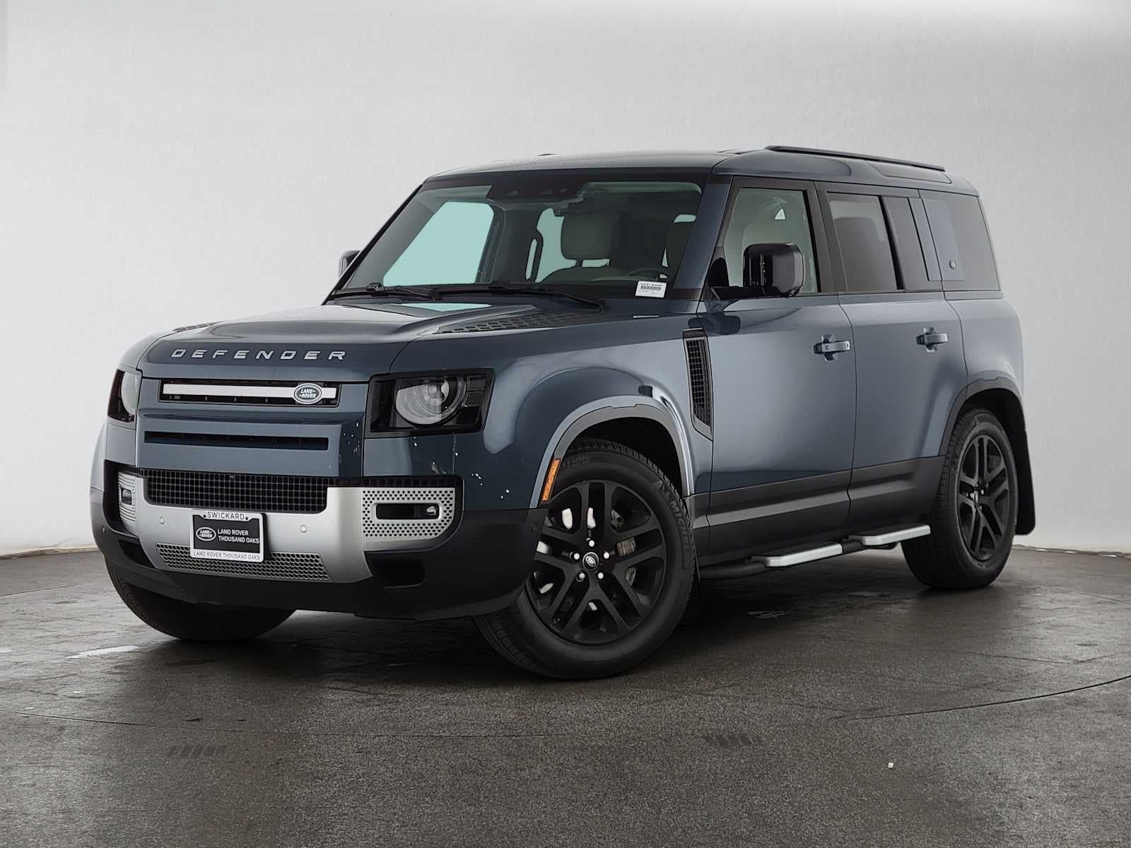 2020 Land Rover Defender HSE — photo 1 of 5