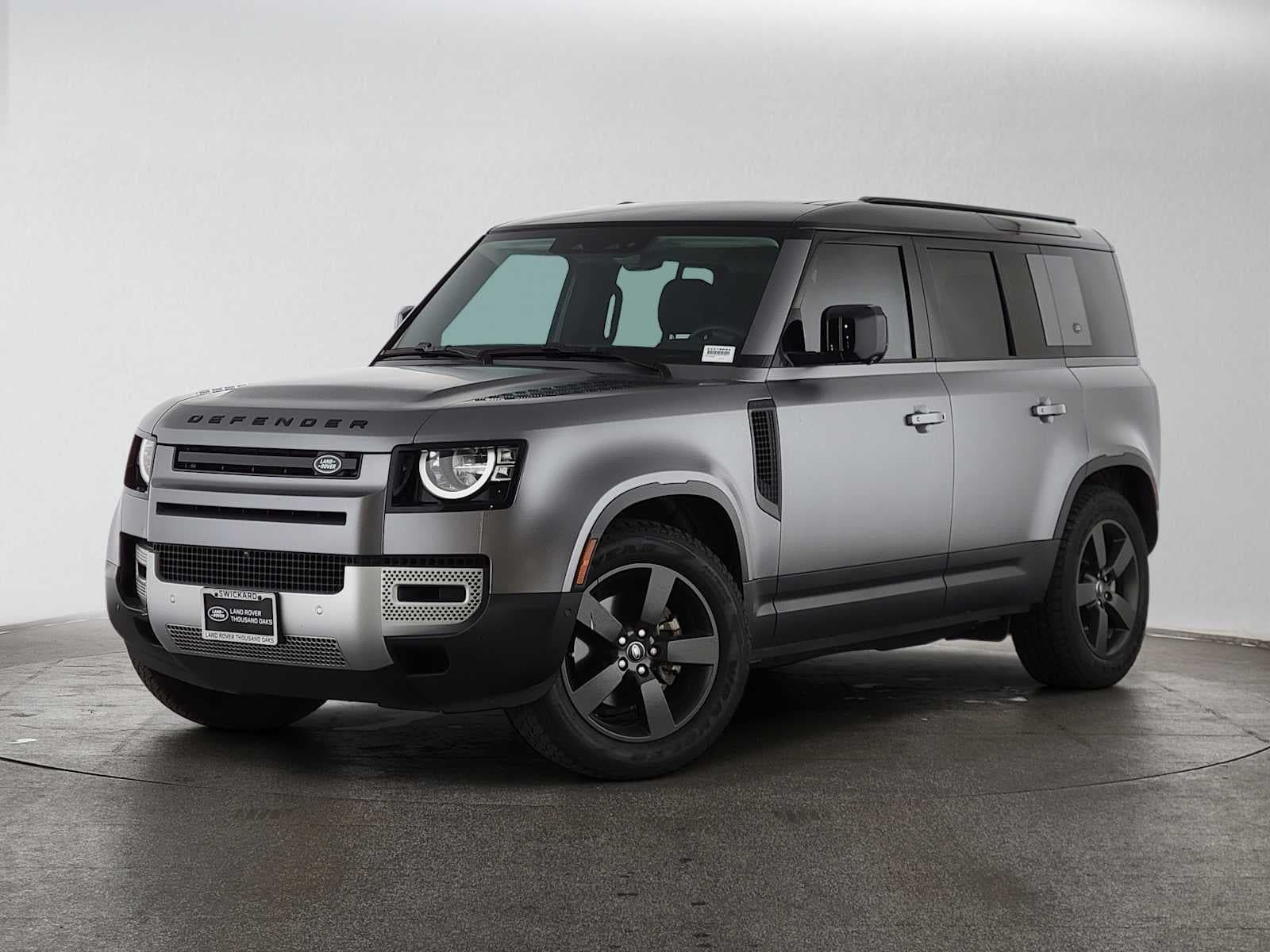 2023 Land Rover Defender S — photo 1 of 5