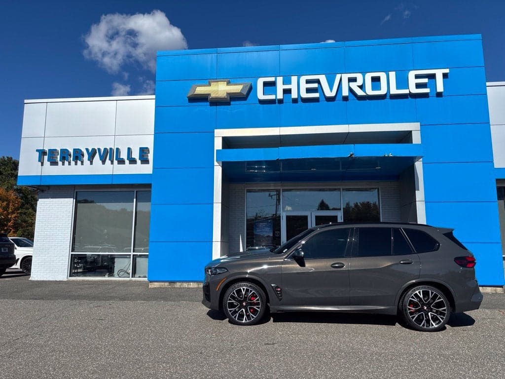 2025 BMW X5 M Competition — photo 1 of 5