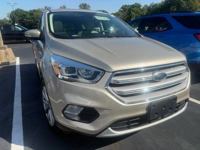 2018 Ford Escape Titanium — photo 1 of 13