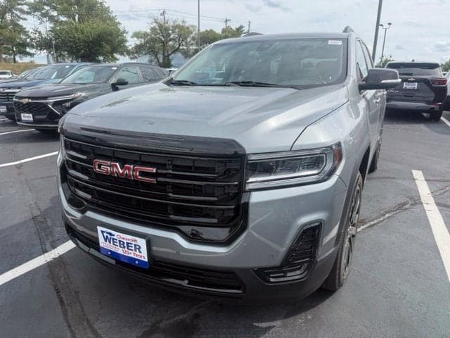 2023 GMC Acadia SLE — photo 1 of 10