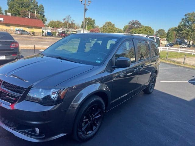 2020 Dodge Grand Caravan SE Plus — photo 1 of 5
