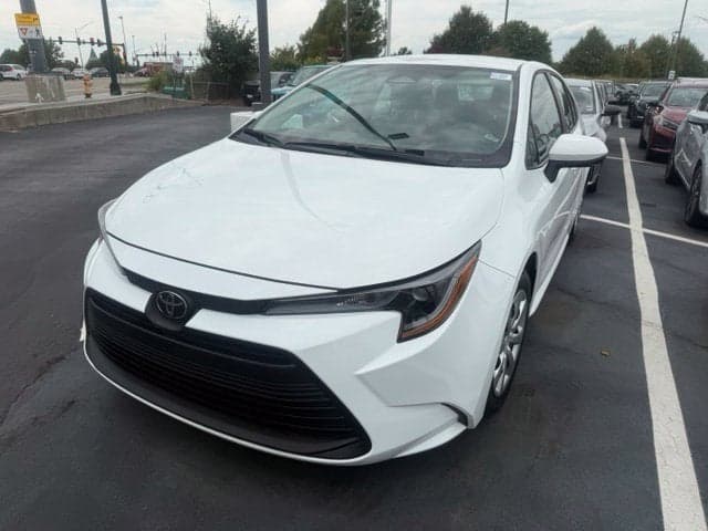 2026 Toyota Corolla LE — photo 1 of 11
