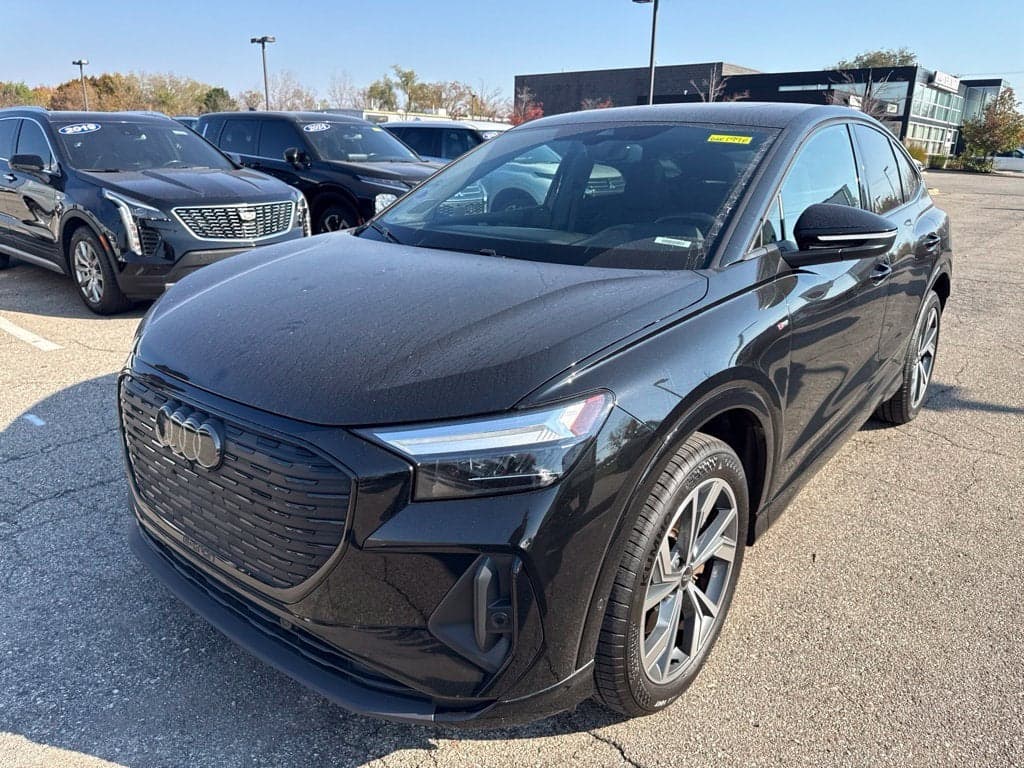 2023 Audi Q4 e-tron Sportback Premium Plus — photo 1 of 5